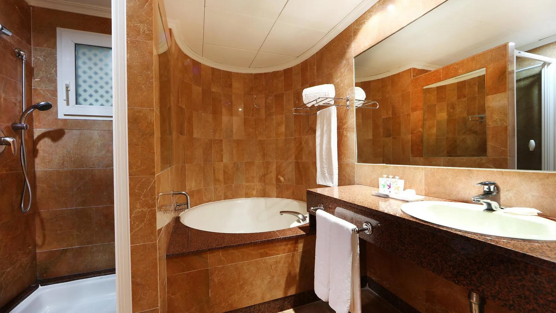 Playabella Spa Gran Hotel Benahavis 4*,